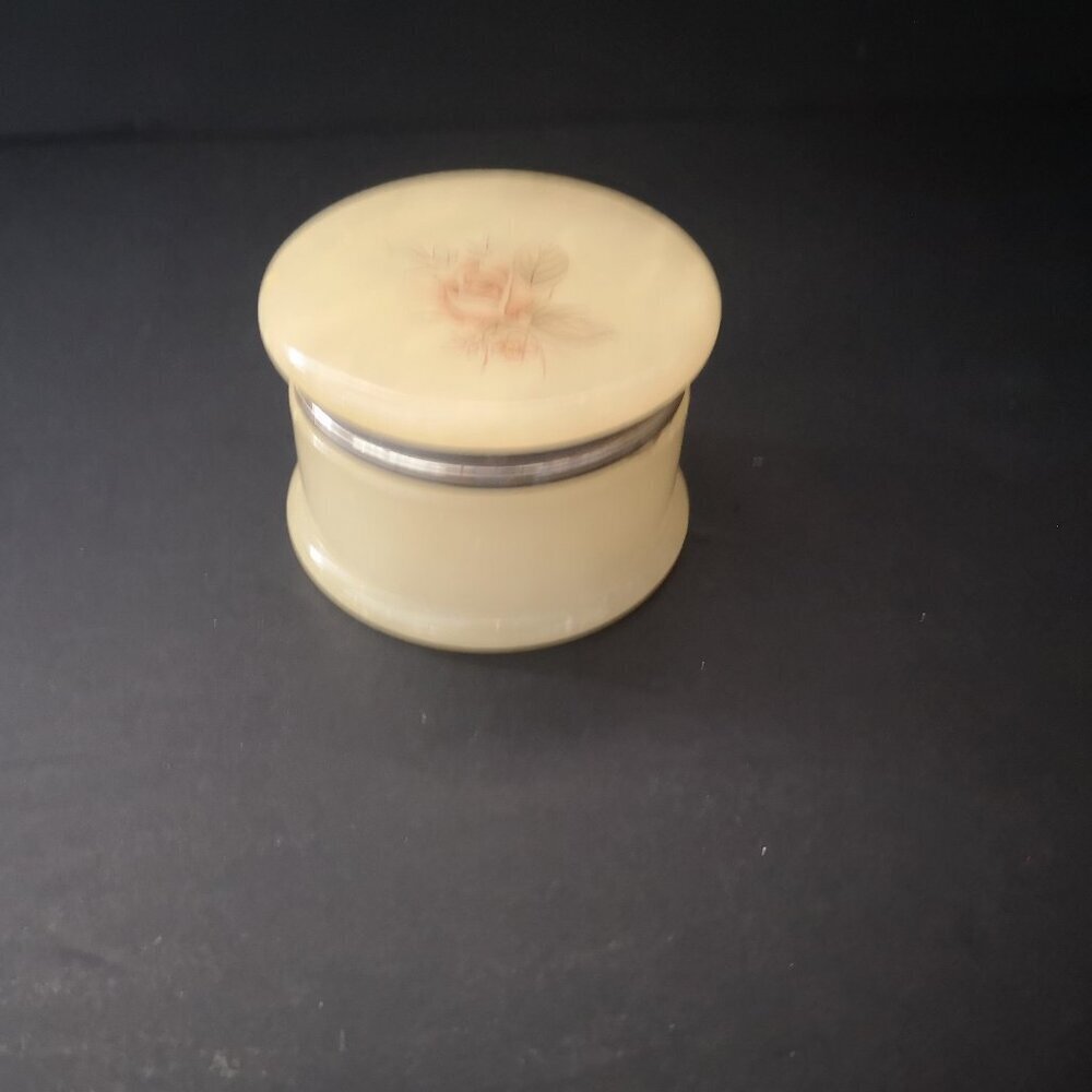 VTG Genuine Alabaster Stone Hand Carved Made in Italy Hinged Round Trinket Box